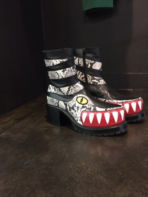 Viper Boots