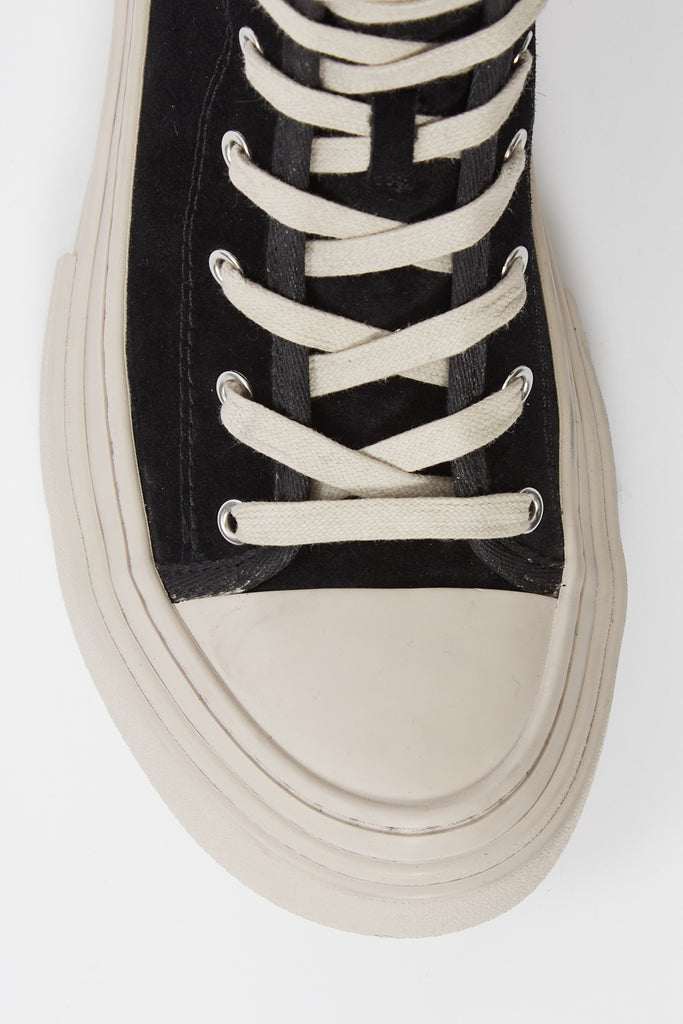 Sarin Mid Top Sneaker