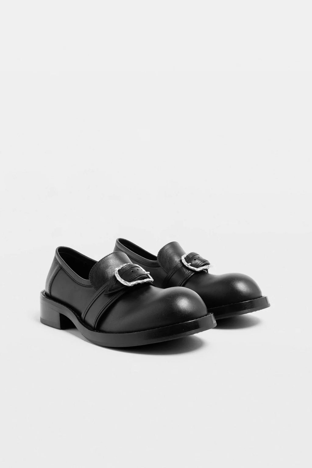 Zaheen Loafers with Hammered Buckle