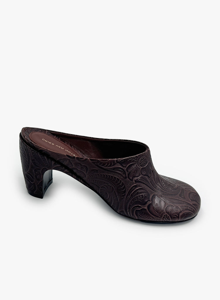 Floral leather sabot