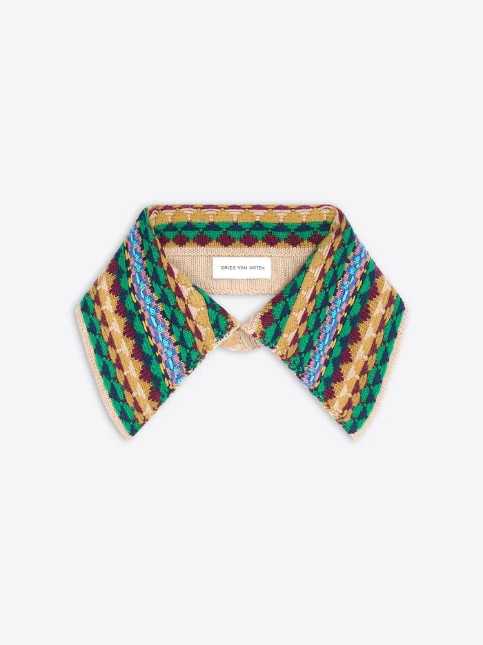 Jacquard wool collar