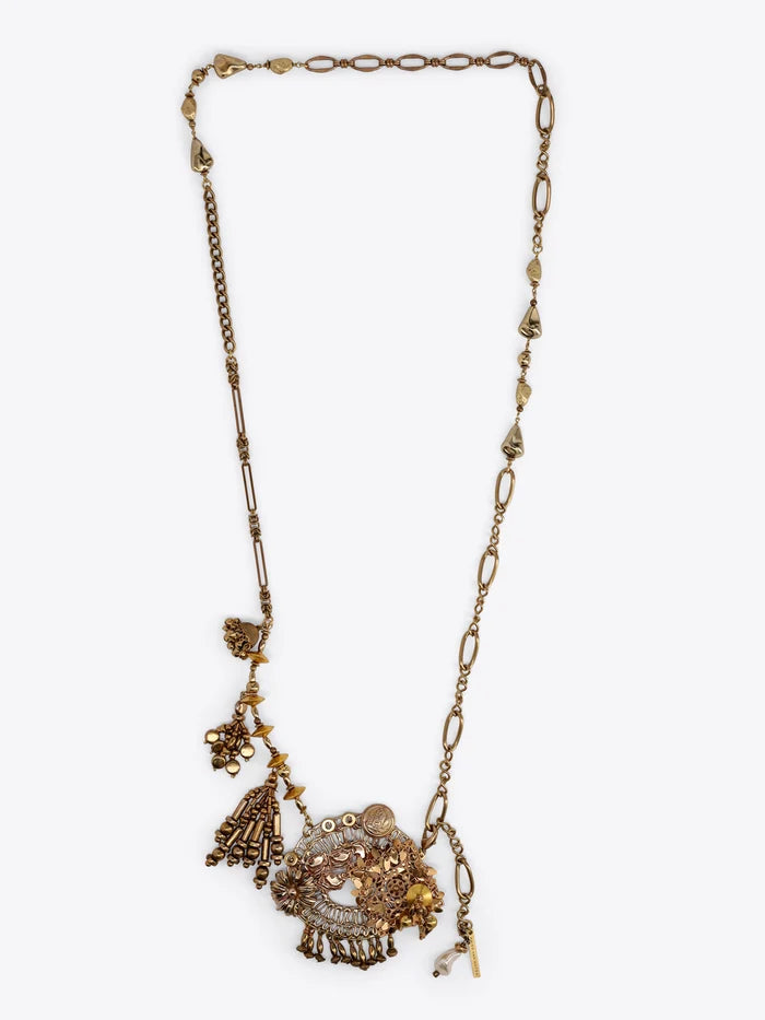 Long necklace