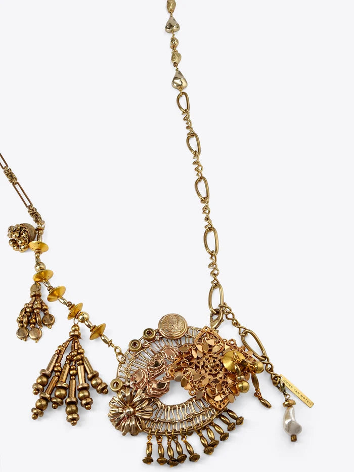 Long necklace