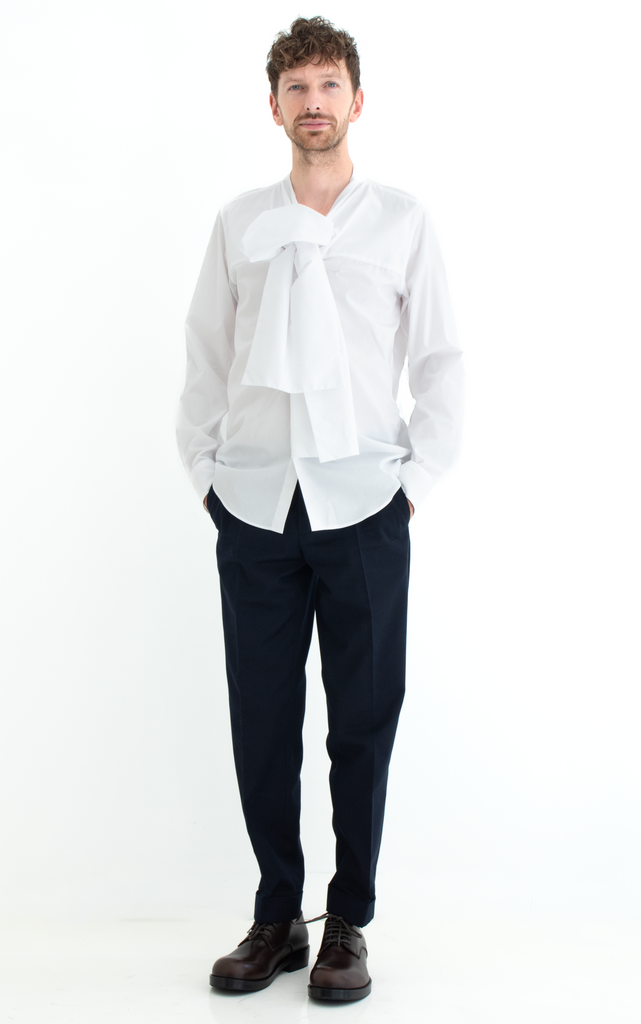 Curlbitt Neck Bow Shirt