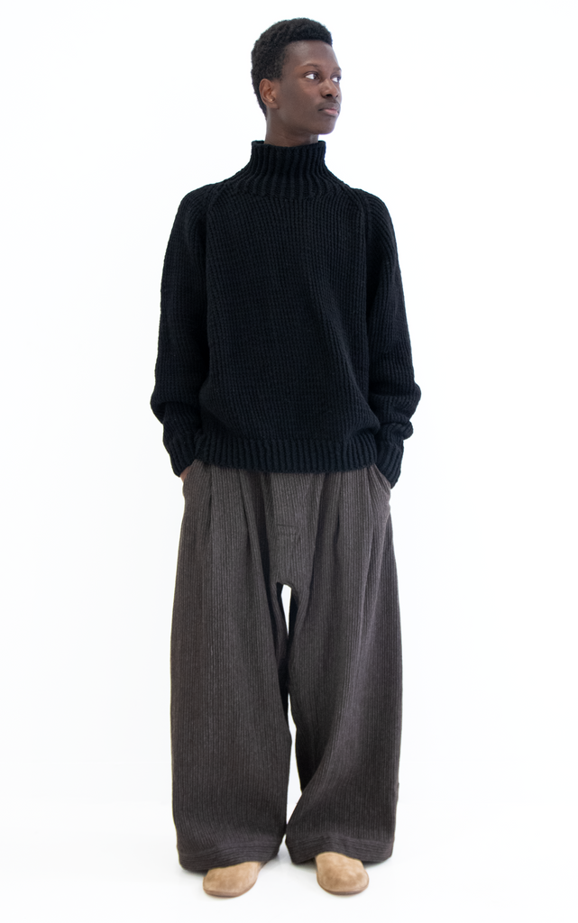 Double pleated trousers