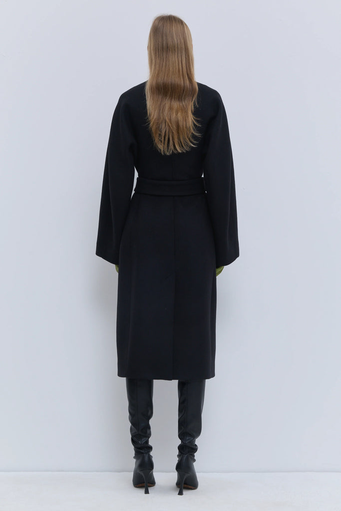 Cumba shaped coat