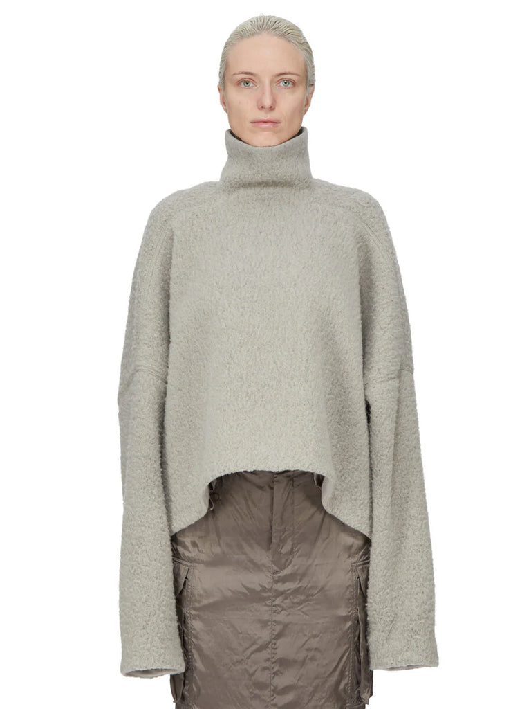 Cropped alpaca jumper