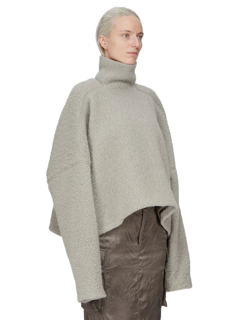 Cropped alpaca jumper
