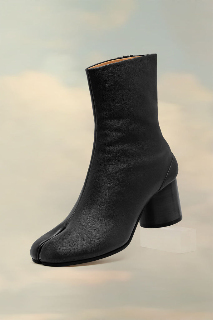Tabi ankle boots