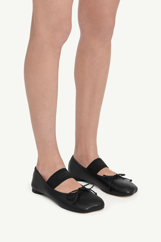 Anatomic ballerinas