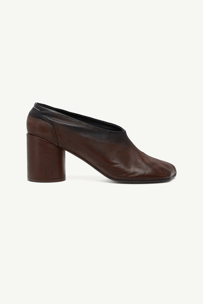 Anatomic block heel pump