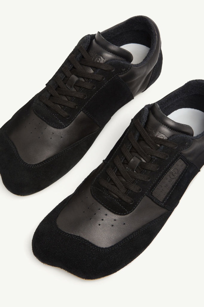 Anatomic Sneaker