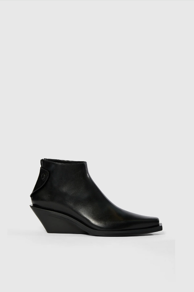 KAY POINTY BOOTS