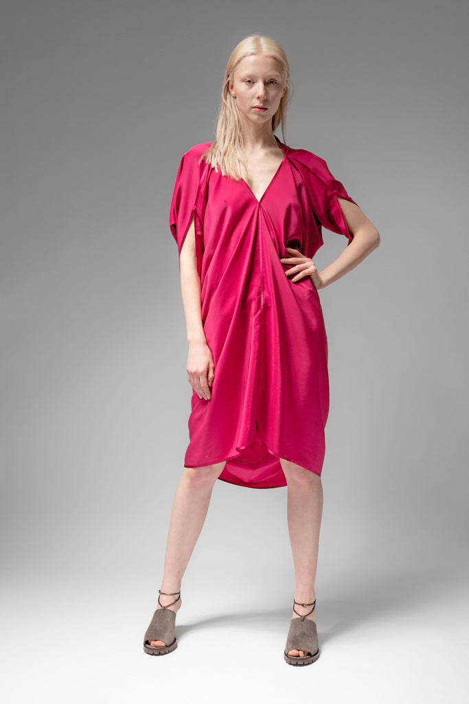 Sheet dress fushia V neck