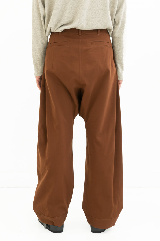 Wide pleated Trousers